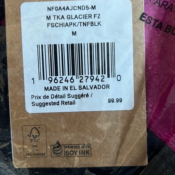 ⭐️Host Pick⭐️The North Face Men’s fleece jacket Size M, NWT - Picture 4 of 4